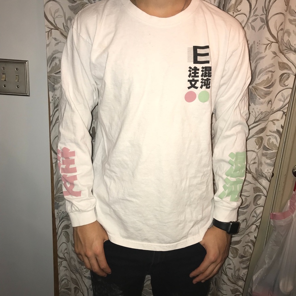 Empyre skateboarding long tee